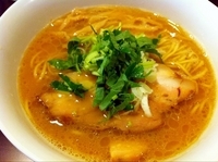 「上白湯らぁ麺 （限定）」@TSURUMEN 大阪城北詰店の写真