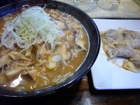 「【今月の一品】キノコの味噌（780円）+麺多目（50円）+皿ワン」@麺工房HIRAMAの写真