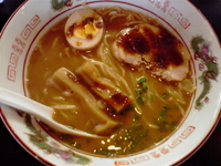 「頑侍ラーメン（豚骨魚介）+替玉（硬め）」@麺や 頑侍の写真