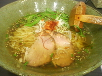 「琥珀醤油拉麺」@天雷軒 東日本橋本店の写真