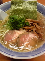 「【夜の部】白醤油ラーメン（細麺,225g） 750円」@あぢとみ食堂の写真