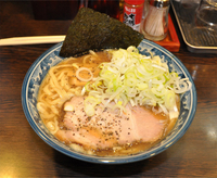 「ラーメン（小） 650円」@兎に角 松戸店の写真