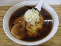 「中華そば 特大+玉ネギ増量」@中華そば たまやの写真