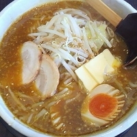 「カレーらーめん + 煮玉子 + バター ¥860」@ラーメン こうしゅんの写真