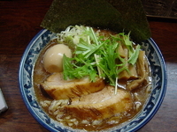 「特製中華そば 950円（大盛）」@中華そば 旋の写真