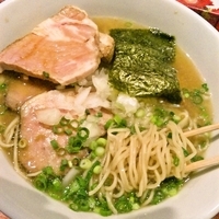 「鶏白湯（炭火/低温）※一枚追加+大盛 700円+100円+100」@喜元門 つくば東光台店の写真