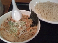 「坦々つけ麺」@桜吹雪が風に舞う 新宿店の写真