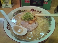 「こってり中華そば（大盛） ￥850」@天下一品 歌舞伎町店の写真