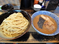 「つけ麺（中盛り）+半肉増し」@狼煙 〜NOROSHI〜の写真