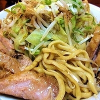 「油そば（醤油）+豚券+節券（ヤサイネギギョフン）  1000円」@ちばからの写真