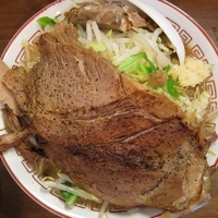 「ラーメン・ニンニク+豚リブテキサス 650円+250円」@ラーメンアキラの写真