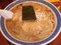 「中華そば（680円）大盛（同額）」@前勝軒の写真