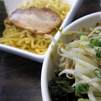 「白湯味噌つけ麺 850円」@二代目ラーメン処「まるは」 旬の写真