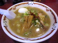 「海老味噌ラーメン+卵」@東京 「けいすけ 」× 札幌 「さいみ 」コラボ店の写真