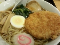 「昔ながらの中華そば 398円+ハムカツ 150円」@我が家の食堂 葛西店の写真