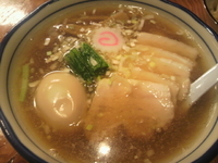 「中華そば（小）+味玉」@銀座 朧月の写真