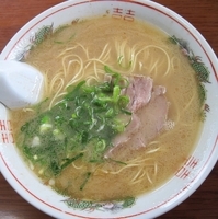 「ラーメン 「カタ」」@久山ラーメンの写真