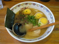 「ラーメン+味付玉子+替玉:500円+50円+50円」@千年ラーメンの写真