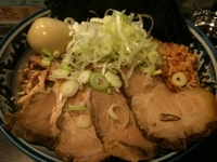 「全部のせ油そば（1050円）」@兎に角 松戸店の写真