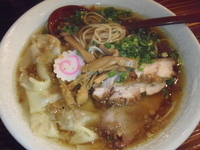 「ワンタン正油（850円）、大盛（50円）」@G麺7の写真