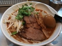 「玉みそラーメン 900円 大盛りサービス」@麺 やまらぁの写真