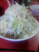 「小豚ラーメン（ヤサイマシマシ、ニンニク、アブラ）」@ラーメン二郎 桜台駅前店の写真