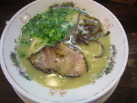 「とんこつラーメン（650円）」@萬福本舗の写真