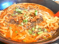 「黒胡麻坦々麺 （￥730）」@駒寄パーキングエリア 上り スナックコーナーの写真