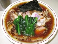 「青島チャーシュー800円+ほうれん草増し50円」@青島食堂 秋葉原店の写真