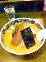 「B塩らーめん+角煮+もやし+玉子（ランチサービス）」@らーめん 華月の写真