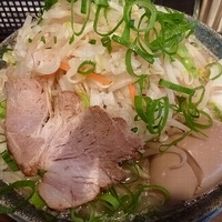 「らあめん （ 野菜増し半熟煮玉子トッピング）」@麺処 むささんじんの写真