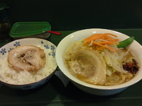 「ヤサイカライ750円ハーフタイムセット100円」@インフィニの写真