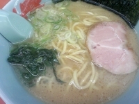 「醤油ラーメン 590円」@山岡家 柏店の写真