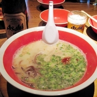 「モヒカンらーめん + とんこつ飯」@モヒカンらーめん 味壱家の写真