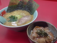 「Aランチ  （味噌・あぶら少な目） ・・・ ￥680」@ラーメン山岡家 伊勢崎宮子店の写真