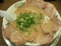 「昔とんこつ肉盛らーめん」@拉麺帝国の写真