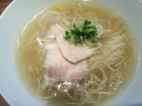 「しおらーめん 700円」@町田汁場 しおらーめん 進化の写真