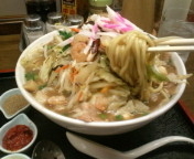 「豪菜ら〜めん840円」@丸直の写真