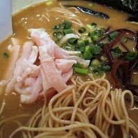 「鶏にぼ（バリカタ） 680円」@鶏の骨の写真