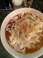 「豚バラのせ坦々麺」@蒼龍唐玉堂 浅草店の写真