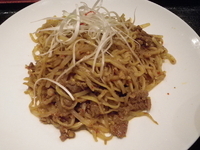 「汁なし牛肉麻辣麺」@健康中華庵 青蓮 横浜西口店の写真