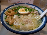 「塩ワンタンメン」@再来軒の写真