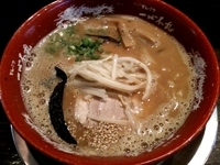 「赤こくねぎ味噌ラーメン（650円）」@拉麺 一心不乱 大名本店の写真
