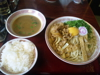 「肉玉つけ麺300g（850）+ライス（無料）」@肉玉そば おとど食堂 篠崎店の写真