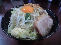 「小+汁無し（650円+100円）ニンニク」@ラーメン二郎 めじろ台法政大学前店の写真