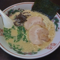 「ラーメン（￥500）」@元祖 博多ラーメン うまか家 東京本店の写真