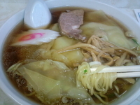 「ワンタンメン （ランチサービスで550円）」@清華の写真