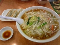 「サンマーメン ギョーザセット」@玉泉亭 横浜ポルタ店の写真