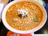 「坦々麺と半チャーハンのセット(500円)」@一駅族の写真