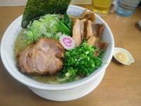 「純ゲンコツラーメン（650円バージョン）+（チャーシュー増し）」@MENYA 食い味の道有楽の写真